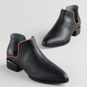 ✨ Halogen Piper Bootie ✨